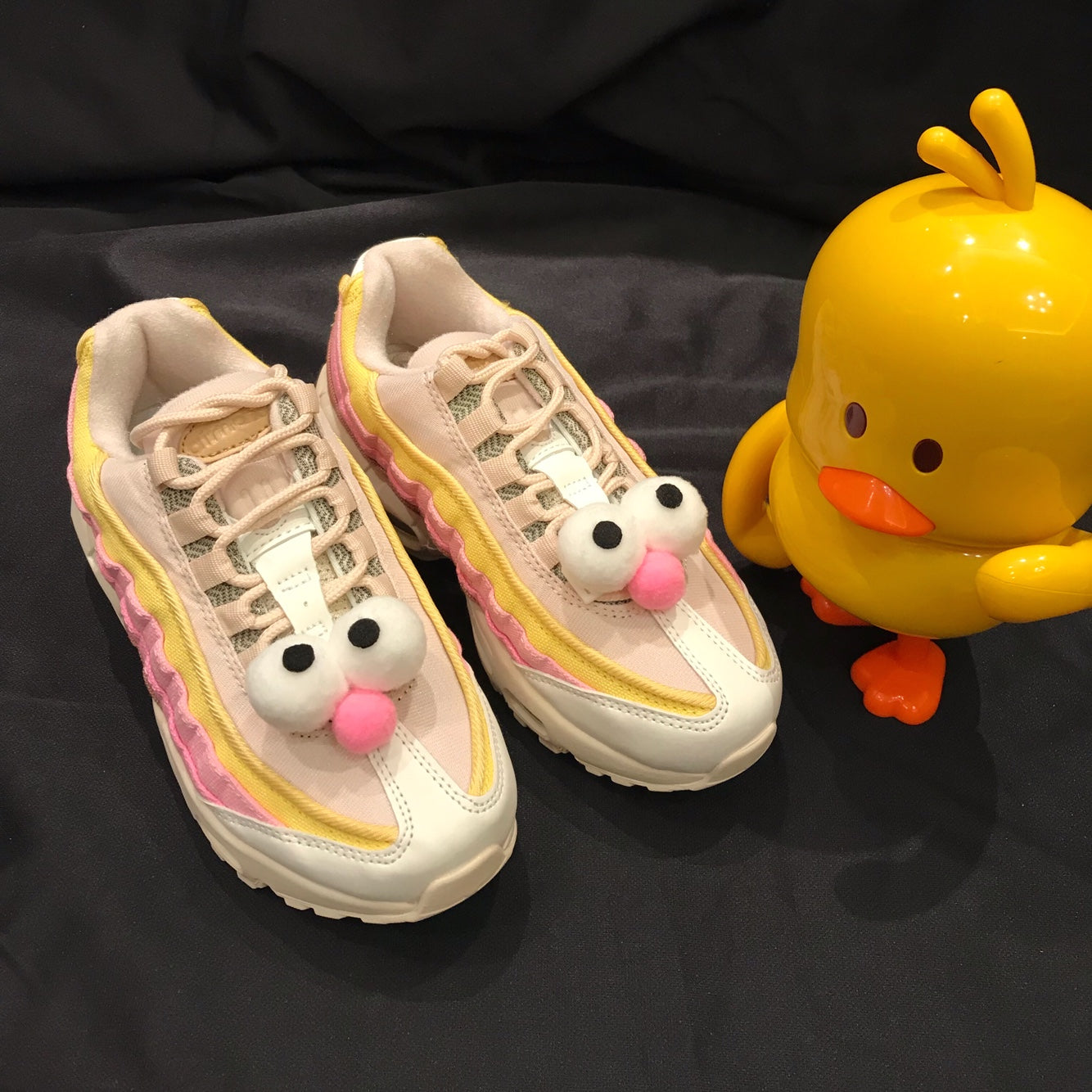 Eye Tag For Shoe